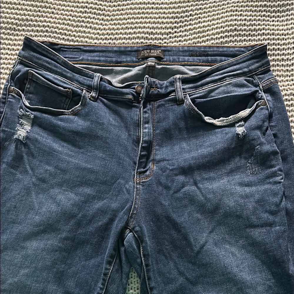 Judy Blue Boyfriend Jeans Blue Distressed